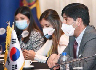 Ecuador y Corea del Sur retoman conversaciones para firmar acuerdo comercial