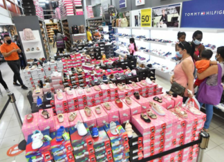 Negocios ecuatorianos permanecen en incertidumbre ante la crisis