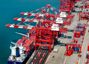 Comercio mundial de mercancías pierde fuerza