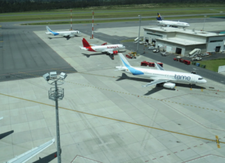 Reducción de impuestos en los pasajes aéreos en Ecuador