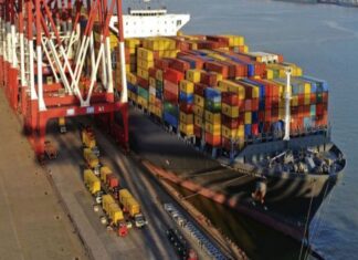 Exportaciones Chinas peores de lo esperado y débil demanda interna golpean economía