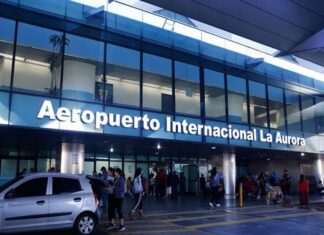 Guatemala: Bloqueos provocan desvío de vuelos a El Salvador por falta de combustible