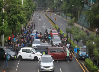 Se mantienen los bloqueos en Guatemala