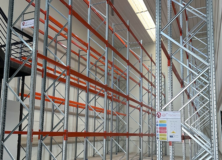 AR Racking y Avanza Park implementan nuevo showroom en Chile