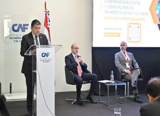 Clarems Endara del Sela: «Es imperativo que la región desarrolle estrategias de gobernabilidad digital inclusivas y participativas»