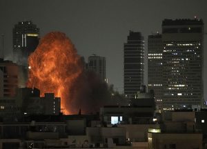 Estados Unidos pide la rendición total de Irán