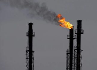 OPEP+ opta por la cautela y mantiene sin cambios su producción de crudo