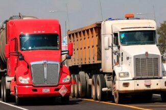 Baterías que mueven gigantes: la nueva era del transporte de carga