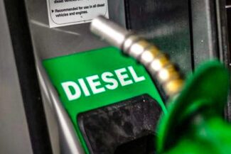 Gobiernos contra las cuerdas: el mundo despliega medidas urgentes ante la escalada del combustible