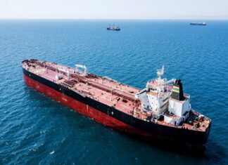 Mercado petrolero presiona la logística: tarifas de VLCC sobrepasan los US$500 mil diarios