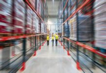 Desafíos y oportunidades para la robótica logística en 2026