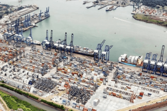 Panamá busca frenar la salida de COSCO de Balboa en medio de la disputa por los puertos del Canal