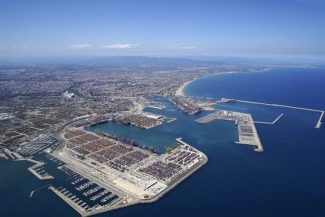 Valenciaport y Long Beach sellan alianza para transformar la logística portuaria