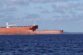 El desafío de controlar las flotas fantasmas en el comercio global
