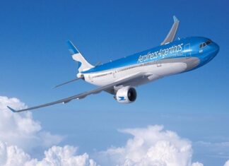 Volar para vender más: el incentivo de Aerolíneas Argentinas al comercio exterior