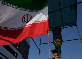 Irán eleva la apuesta por Ormuz y reclama garantías de EE.UU.