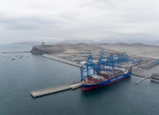 Cosco lleva la batalla por Chancay hasta el Tribunal Constitucional
